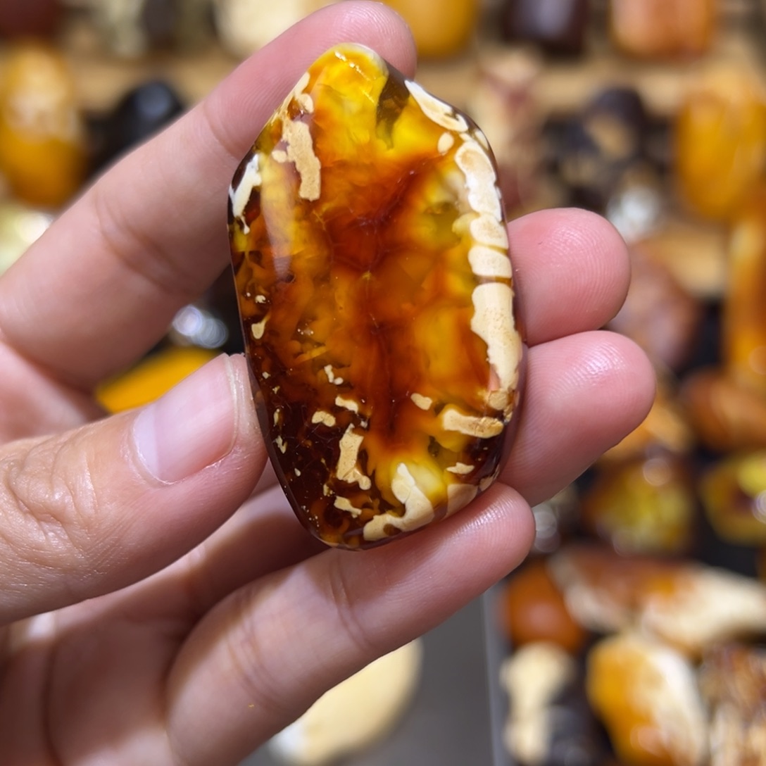 罗***福定制琥珀未镶嵌琥珀蜜蜡