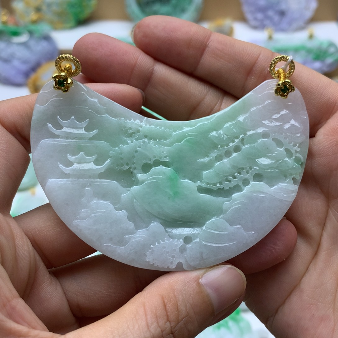 翡翠未镶嵌颈饰翡翠