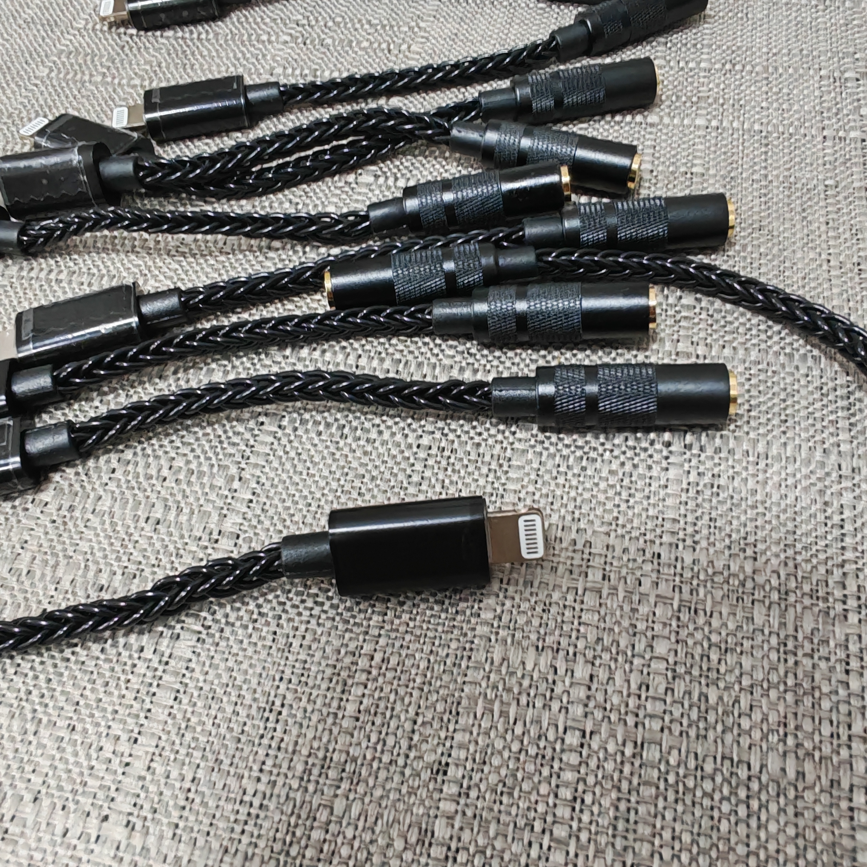 苹果音频转接线苹果头转3.5接口苹果C100原装音频解码芯片功能齐