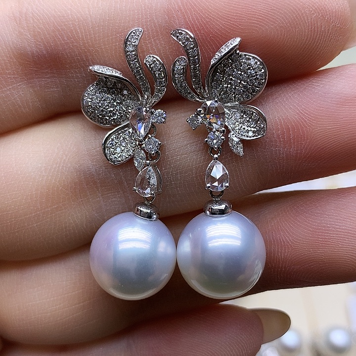 18K金镶嵌海水珍珠珠宝奇石