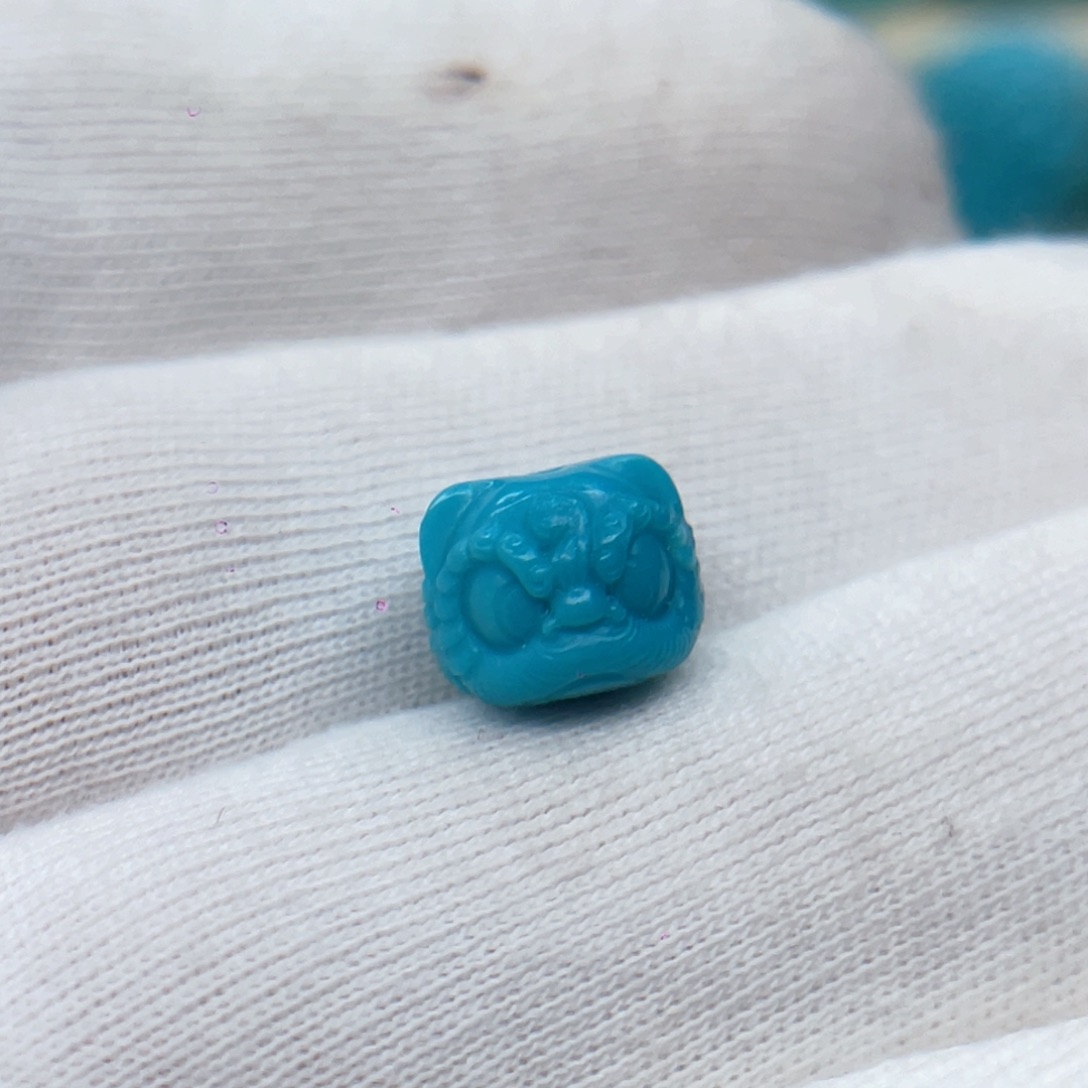 绿松石未镶嵌颈饰卡9.6-8.3