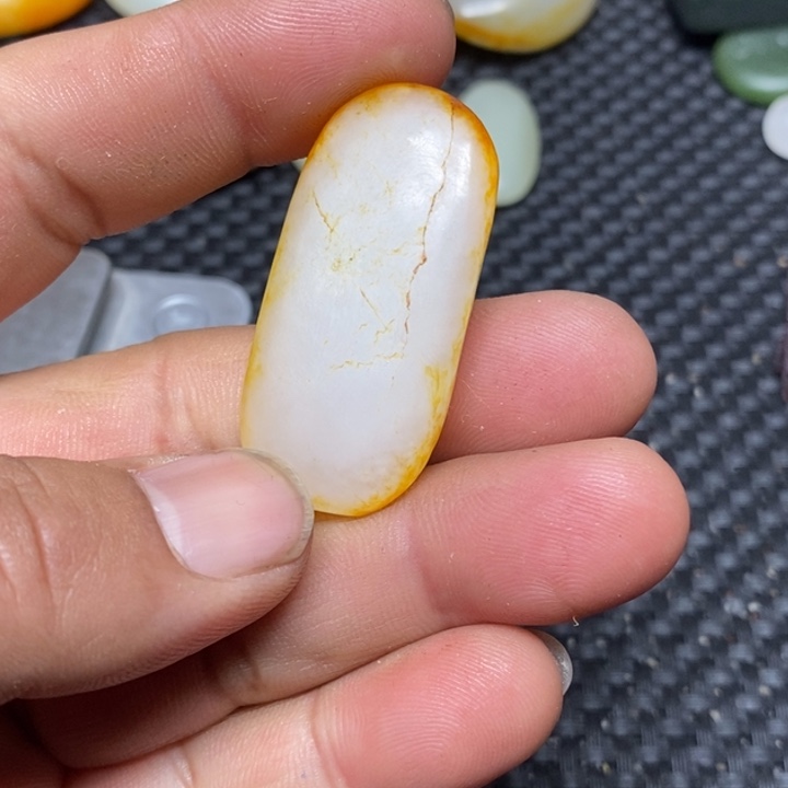 和田玉珠宝奇石未镶嵌