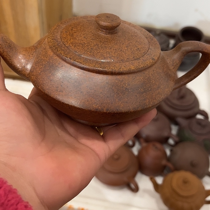 紫砂茶壶瑕疵………………