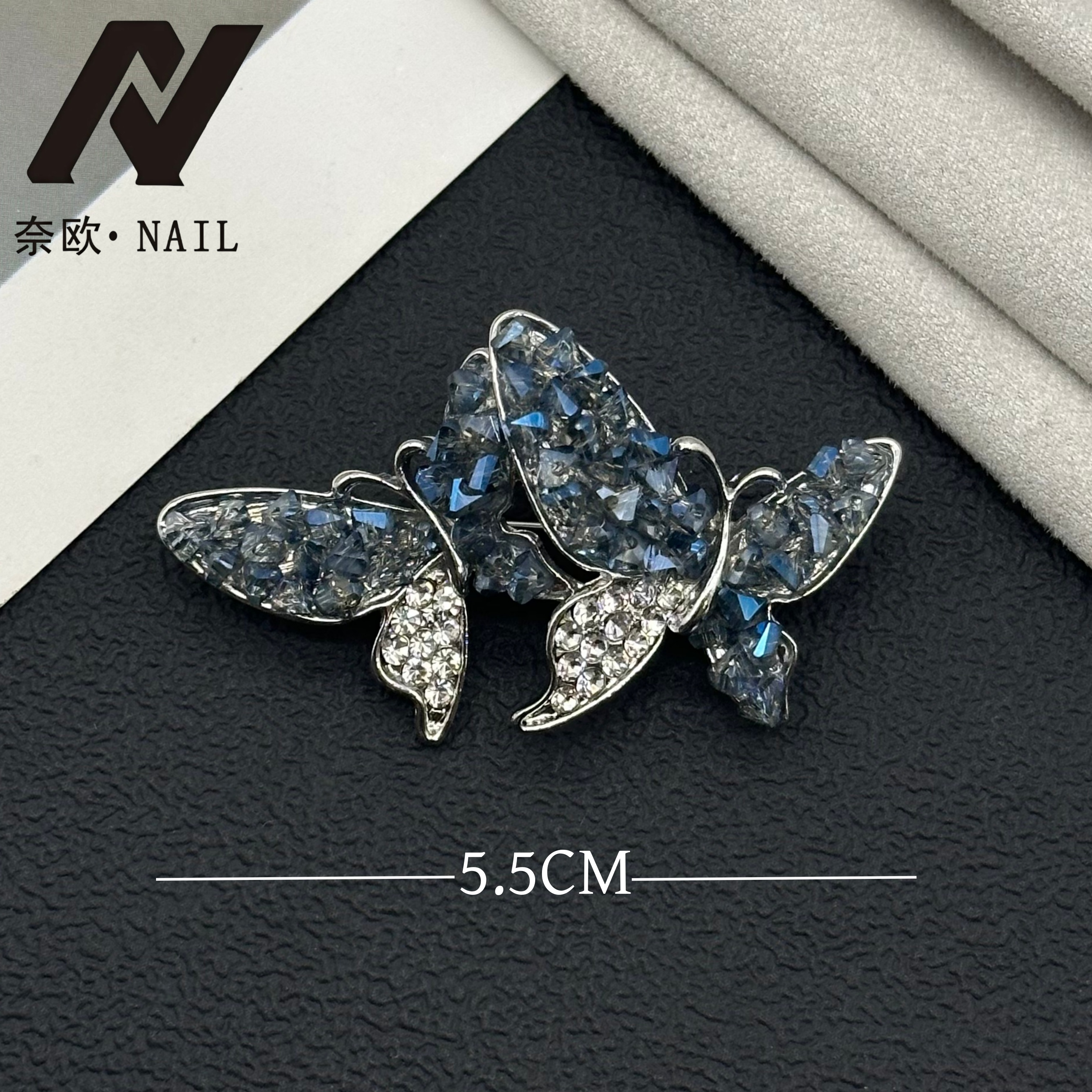 锌合金胸针 【NAIL·奈欧】设计师6479满水晶冰川蓝双蝴蝶胸针
