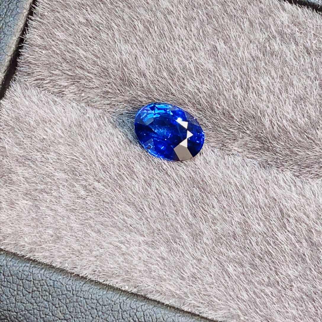 蓝宝石裸石未镶嵌2.06ct