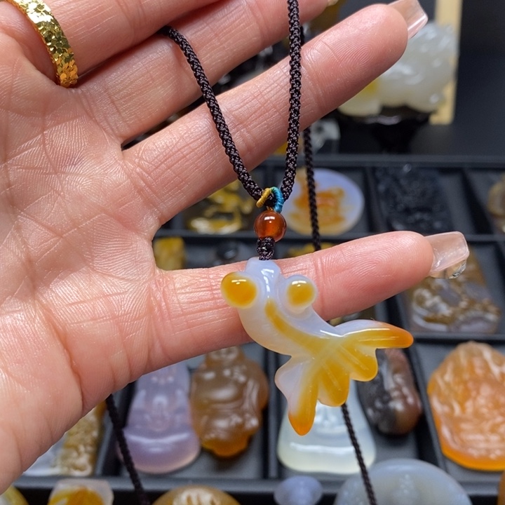 玛瑙/玉髓未镶嵌吊坠(不含链)