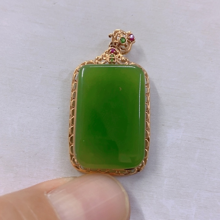 【闪购商品】和田玉（碧玉）颈饰18K金镶嵌11