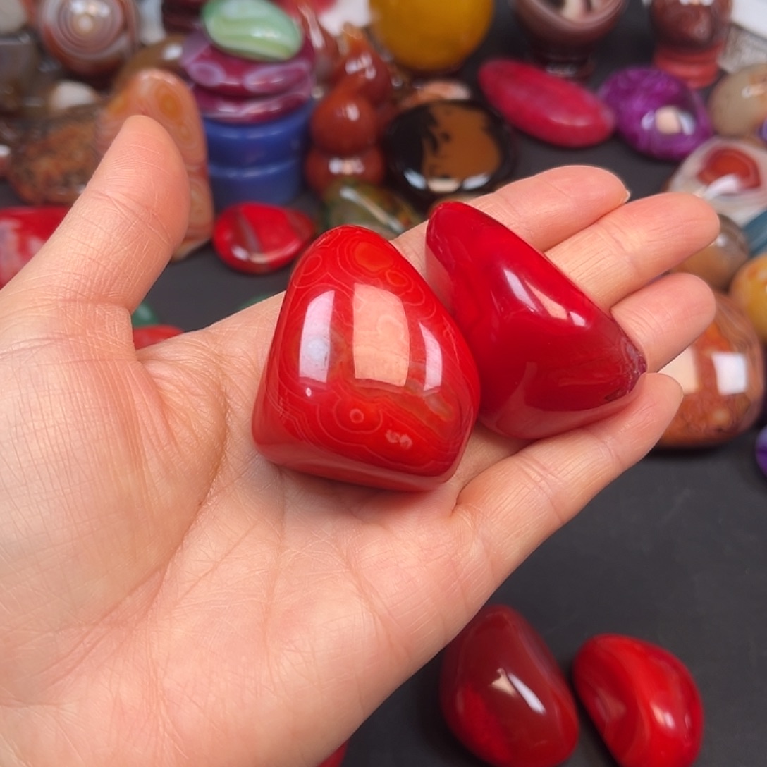 金***缘玛瑙/玉髓未镶嵌珠宝奇石