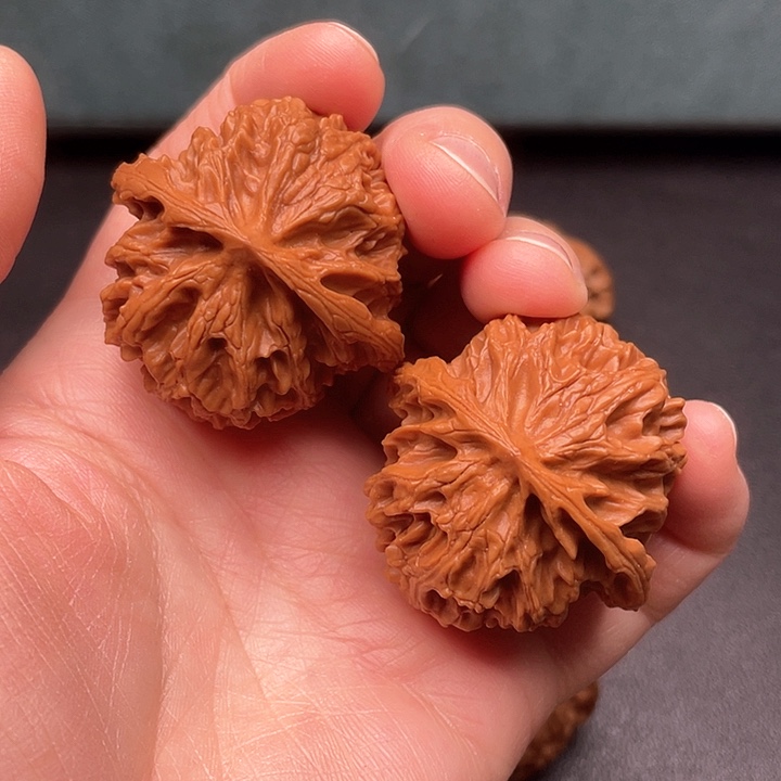 文玩核桃吊坠苹果园42尺左右