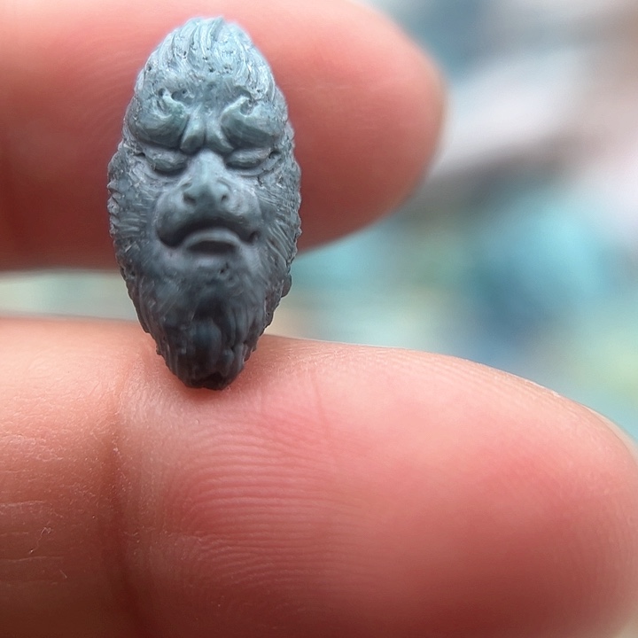 绿松石颈饰未镶嵌