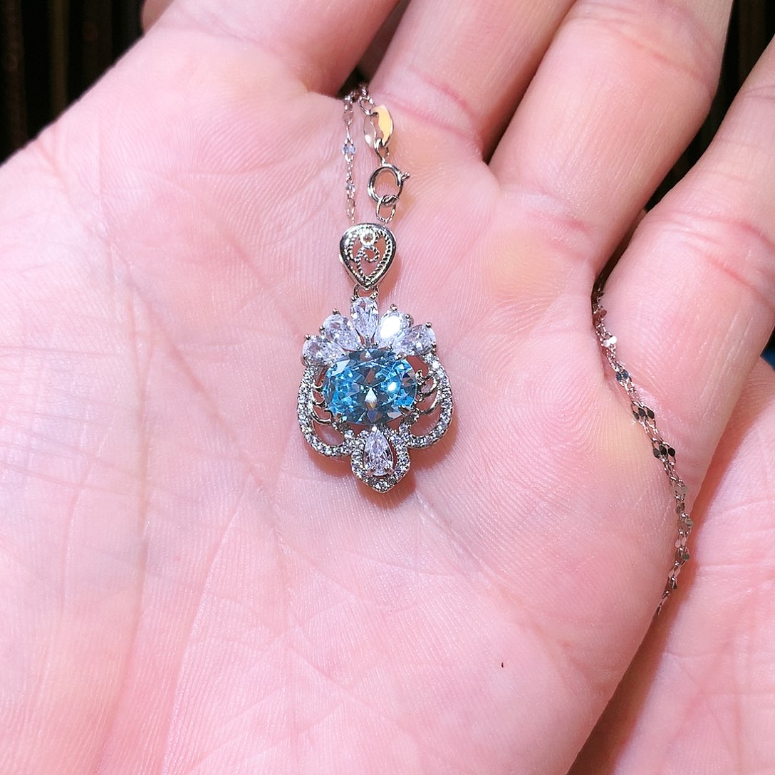 海蓝宝石吊坠(赠链)银S925镶嵌