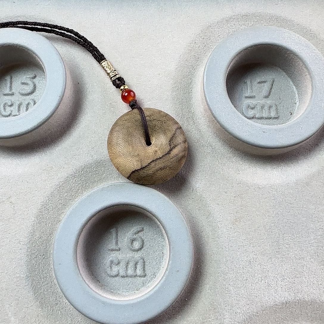 盖***比沉香手串柬埔寨 平安扣 5.8g