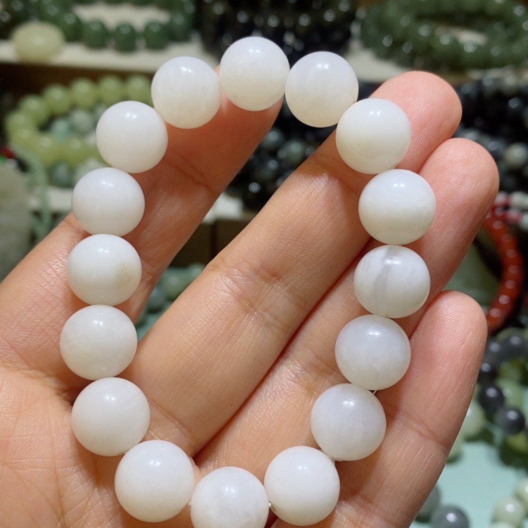 和田玉手链未镶嵌