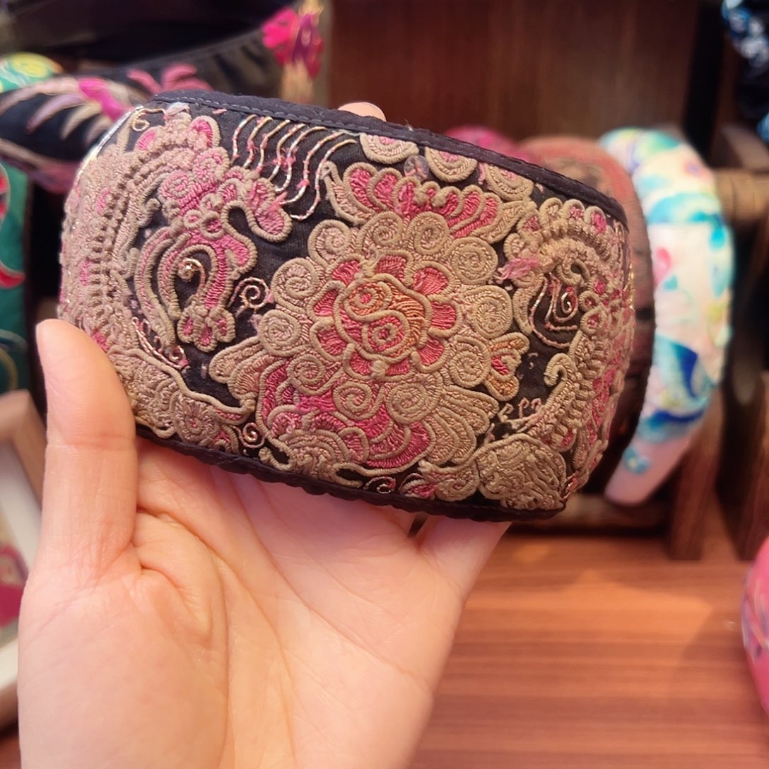 蒙***场织绣好看好看喜欢