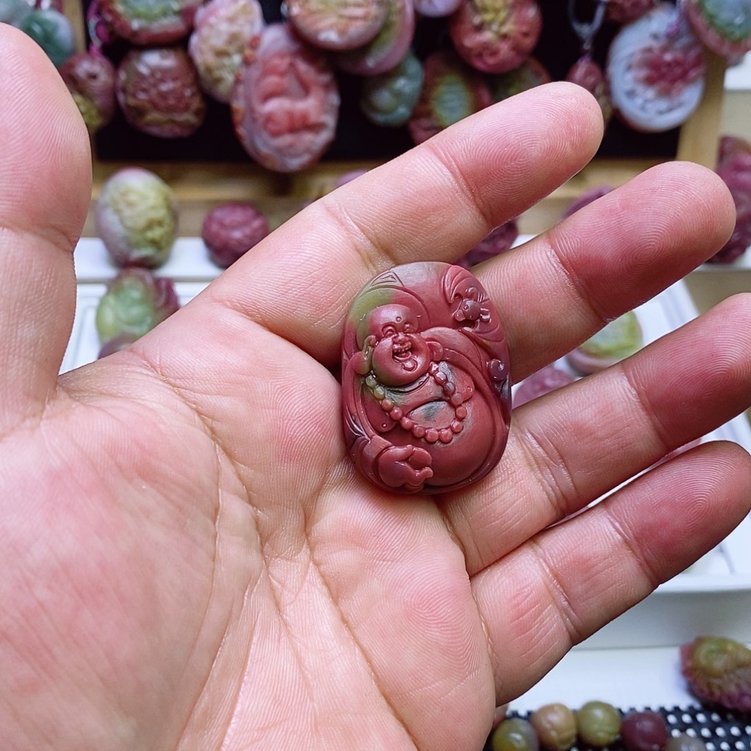 玛瑙/玉髓盐源玛瑙吊坠未镶嵌