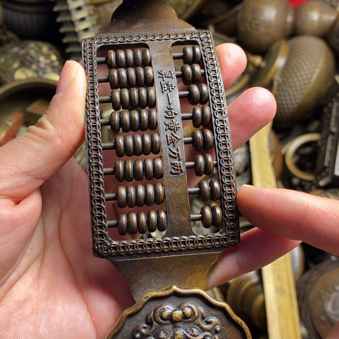 精美铜器做工精良