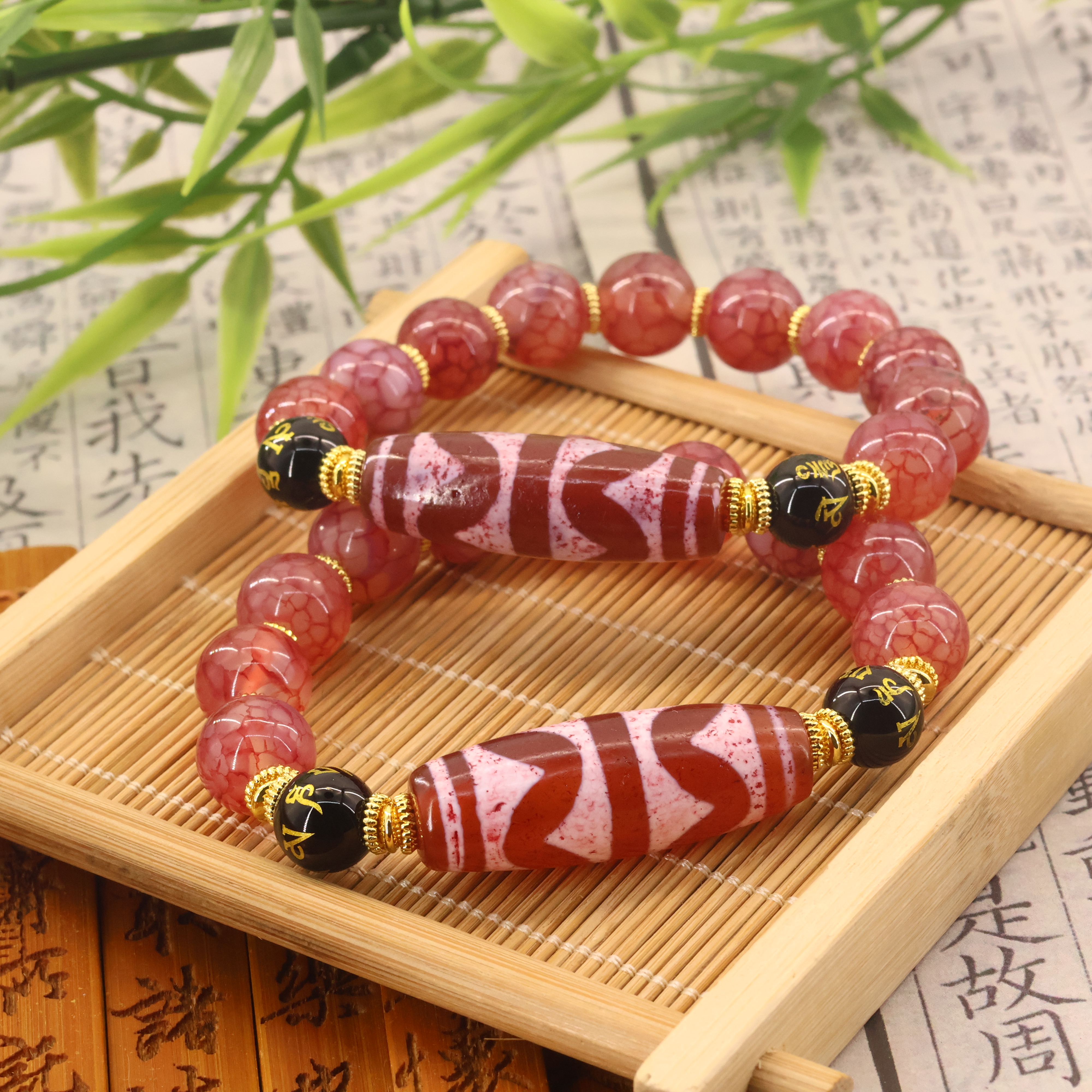 【凰世今传】尼泊尔回流红花供双虎手串【戴右手】