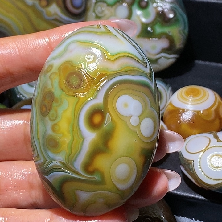 玛瑙/玉髓未镶嵌珠宝奇石112