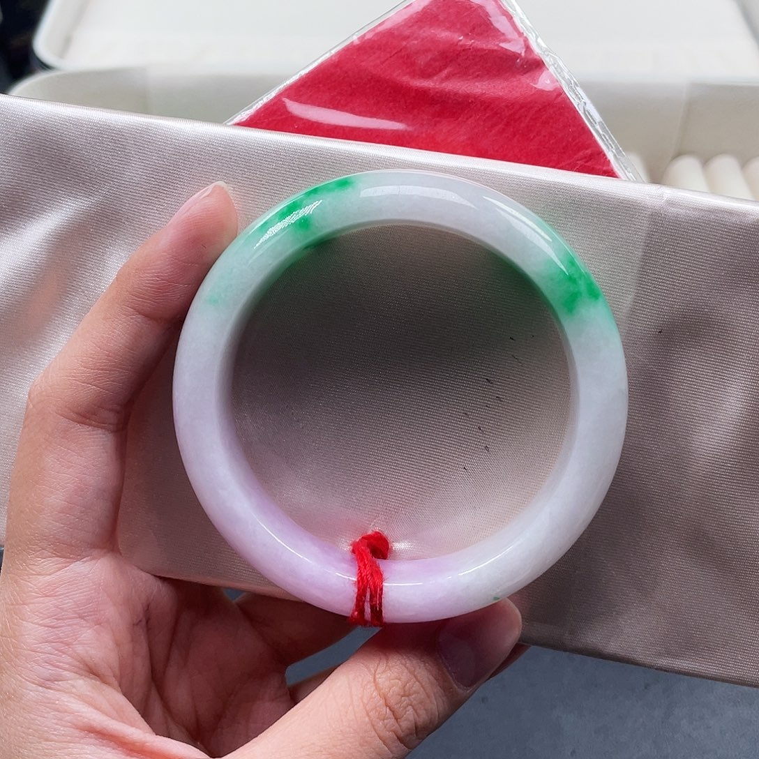 佩***淇抖音单号：2356848