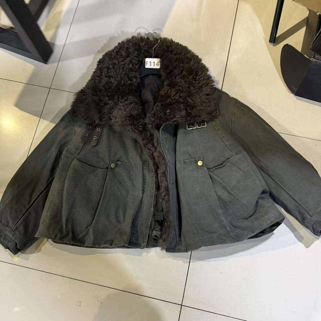 HERDERS 短款毛领冬季保暖女款羽绒服外套 258007