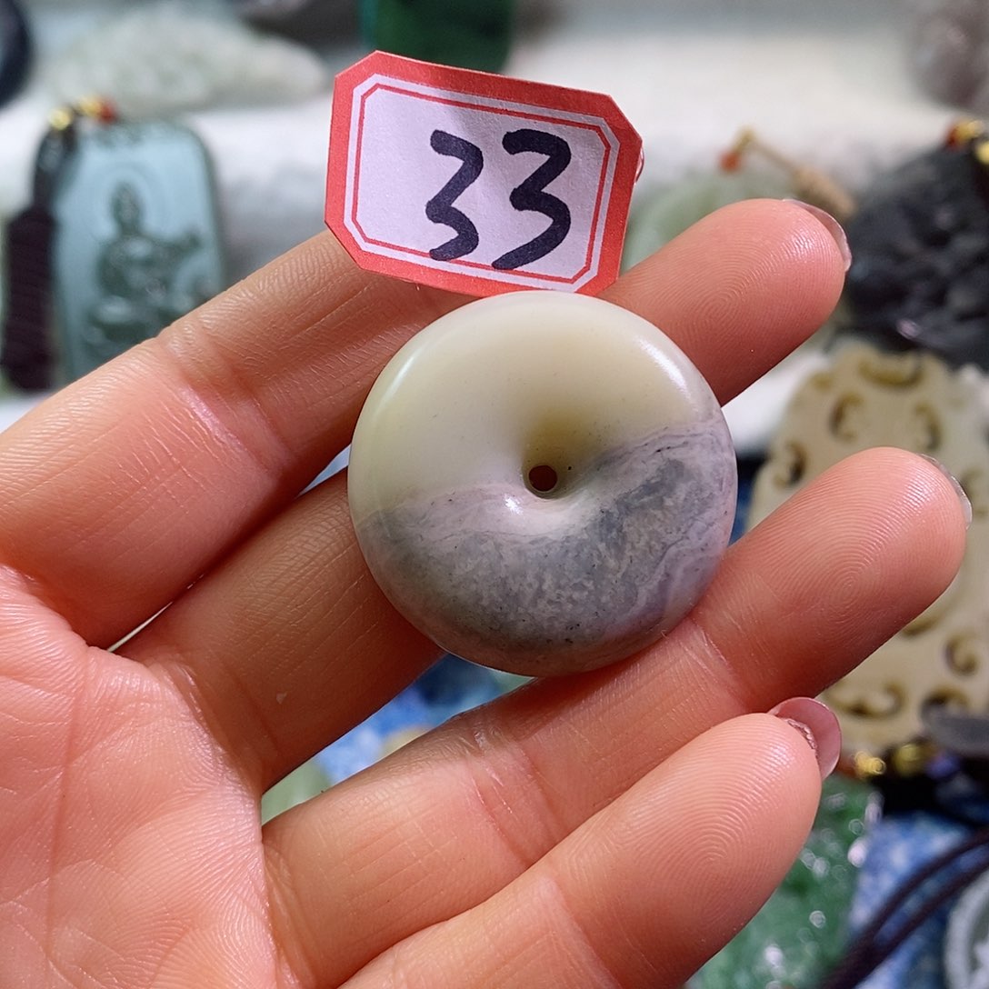 和田玉（糖玉）颈饰未镶嵌