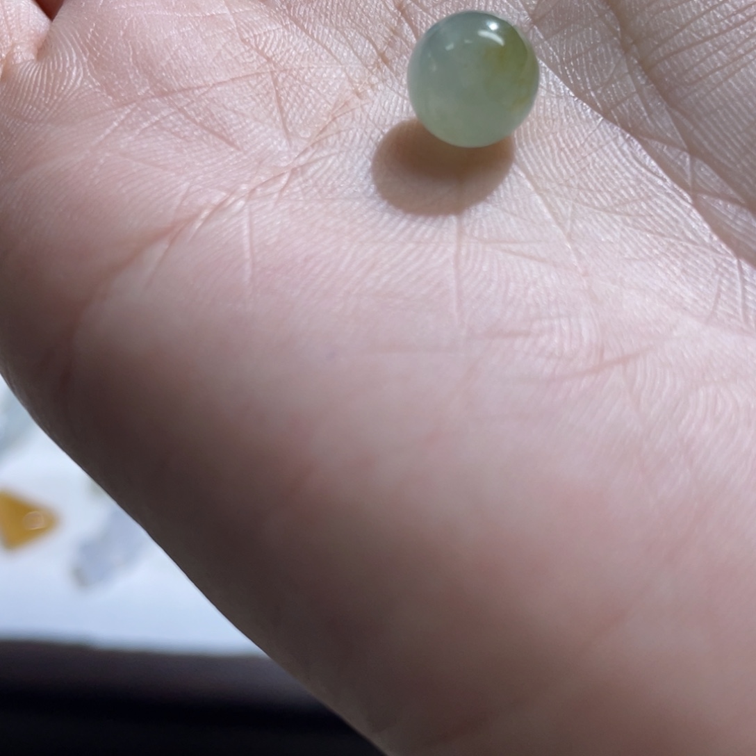 用***8翡翠散珠天然翡翠