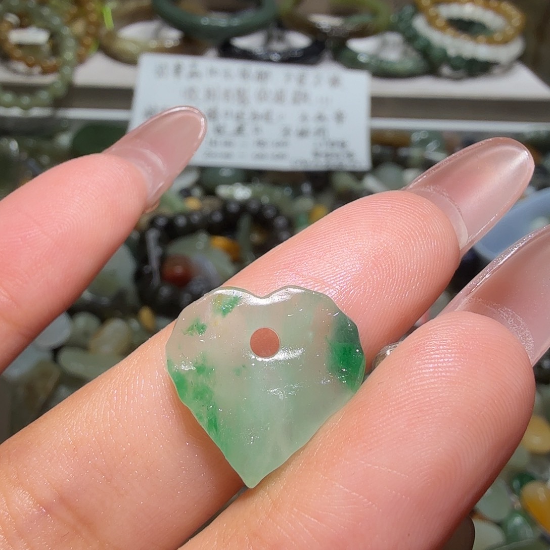 和田玉未镶嵌珠宝奇石