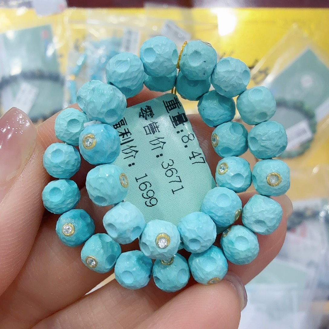 绿松石未镶嵌珠宝奇石