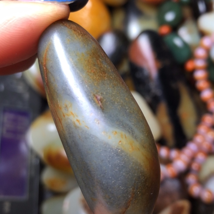 和田玉未镶嵌珠宝奇石