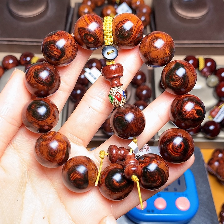 花梨木类@****老挝花梨风化料土埋料1.8