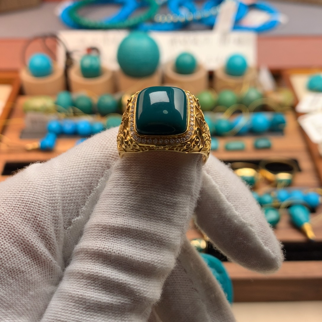 绿松石18K金镶嵌绿松石