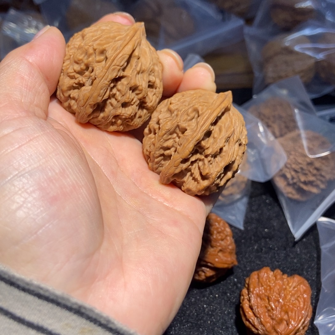 文玩核桃吊坠虎头核桃69