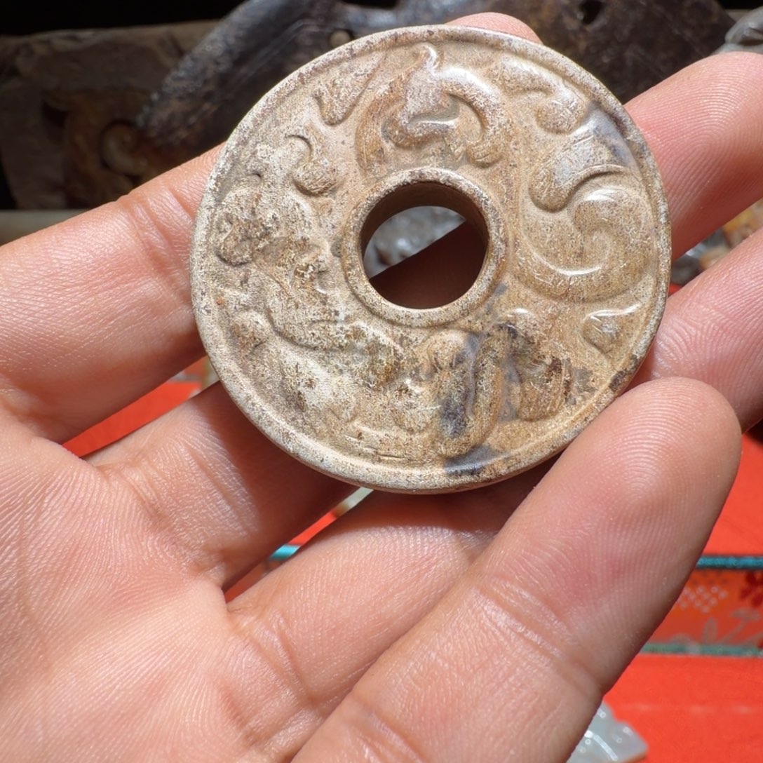 @***爸和田玉（糖玉）未镶嵌颈饰