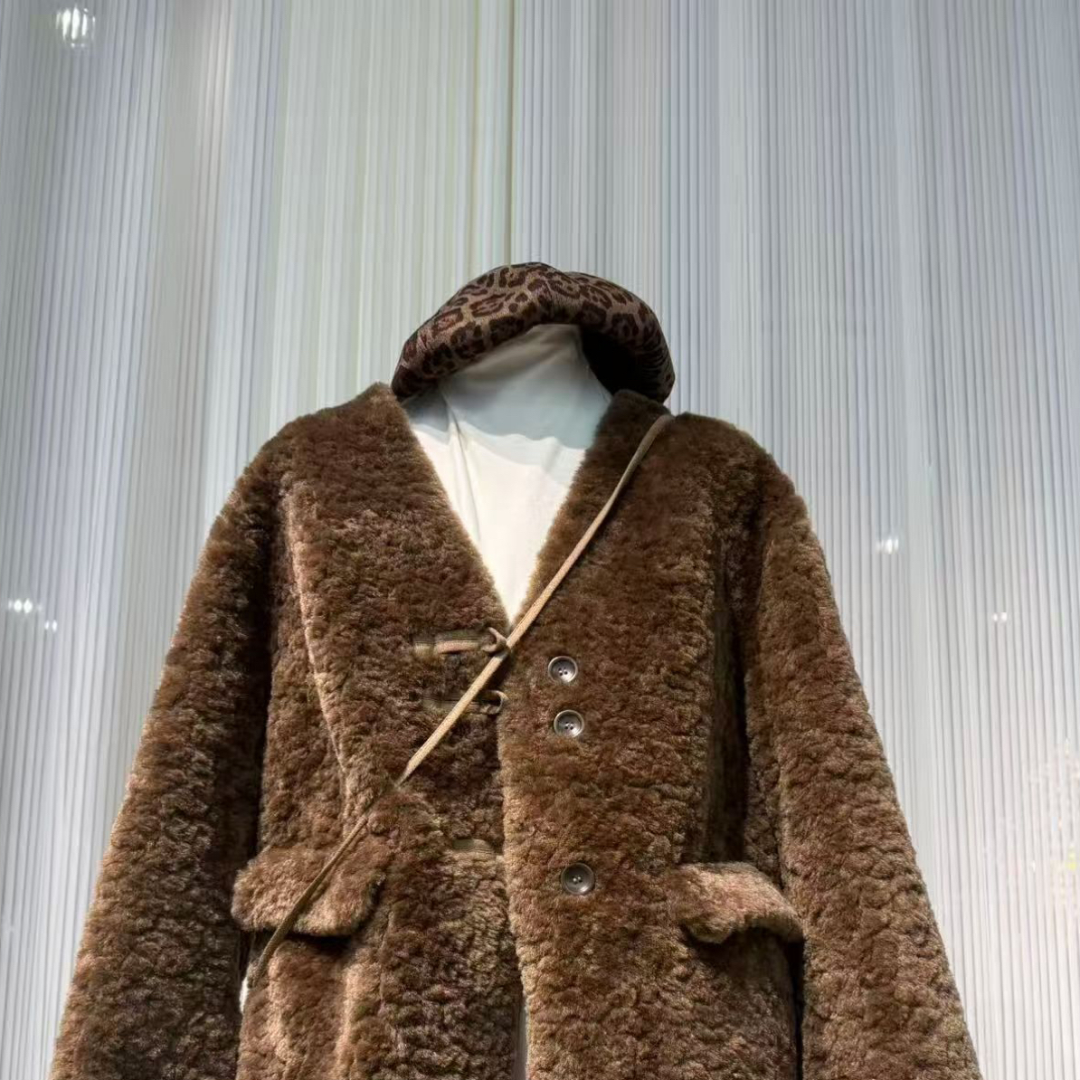 【门店同款】“暖冬软糖”配包包毛外套ER-25123