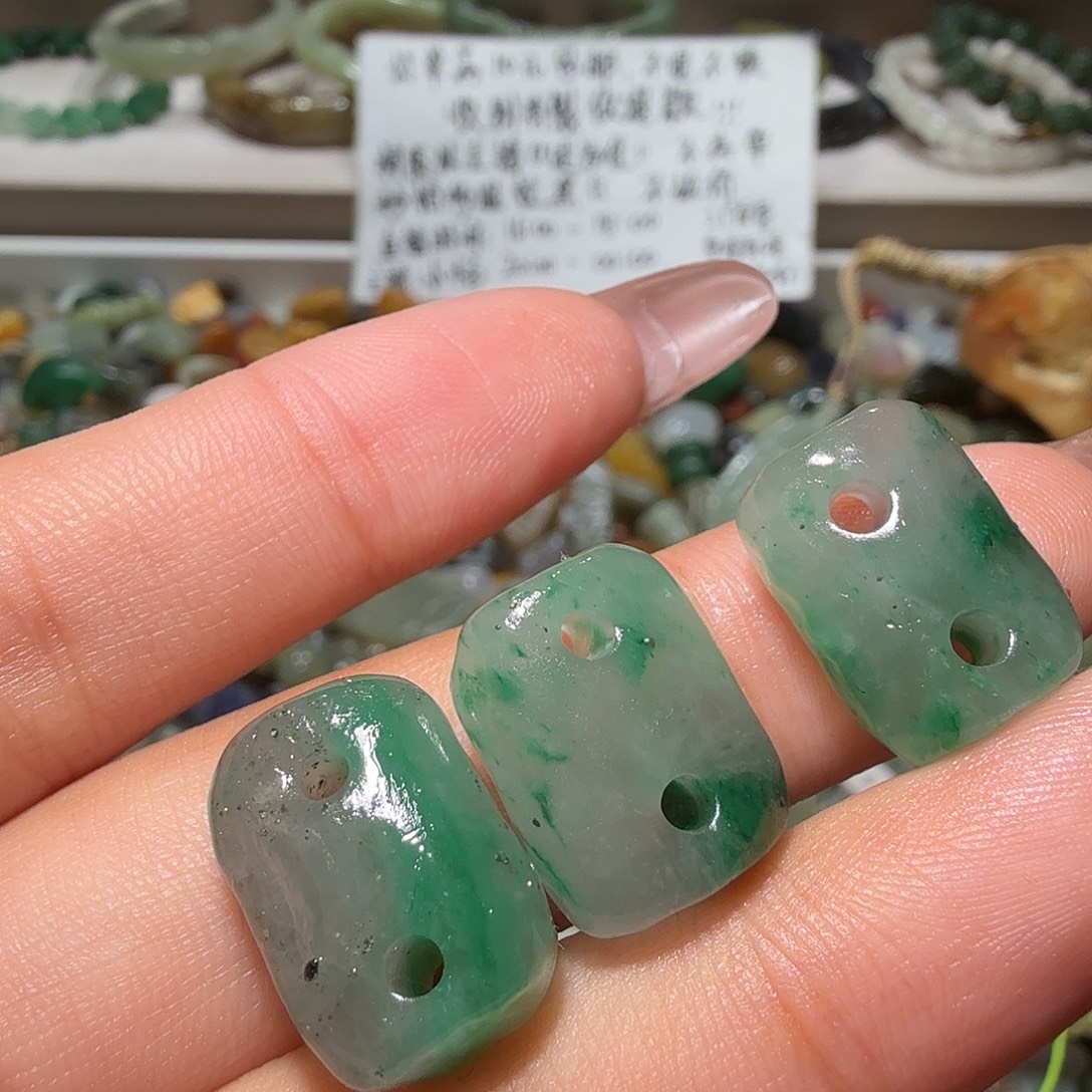 和田玉未镶嵌珠宝奇石