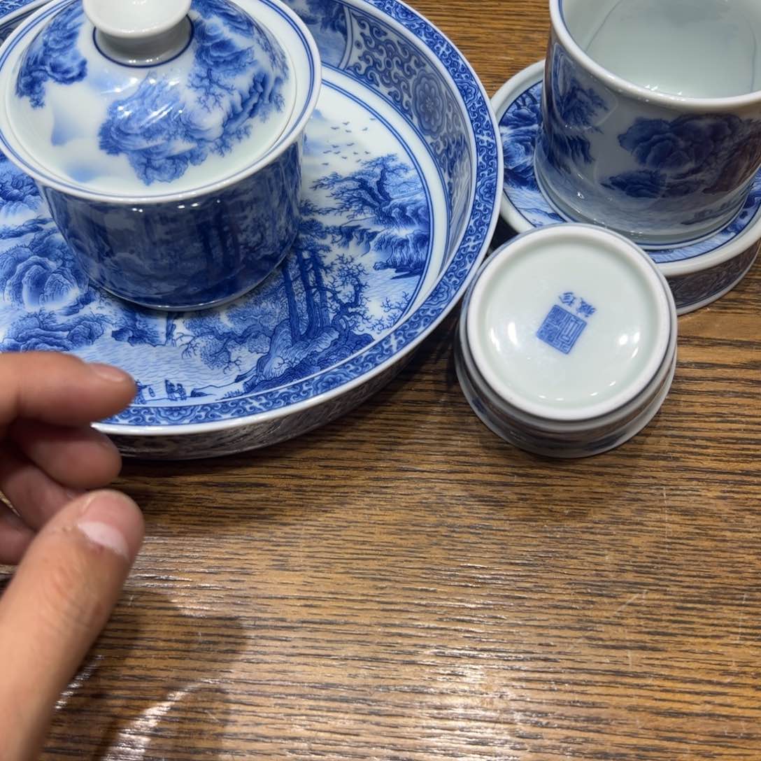 景德镇瓷器精品陈列展品
