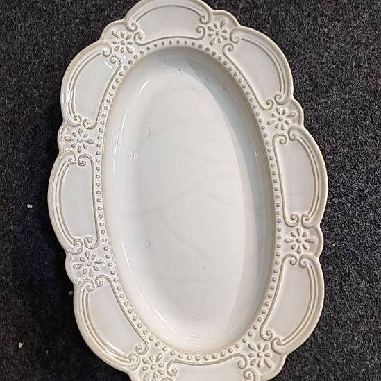 瓷片微瑕洛克椭圆大号两个一组  有点黑线