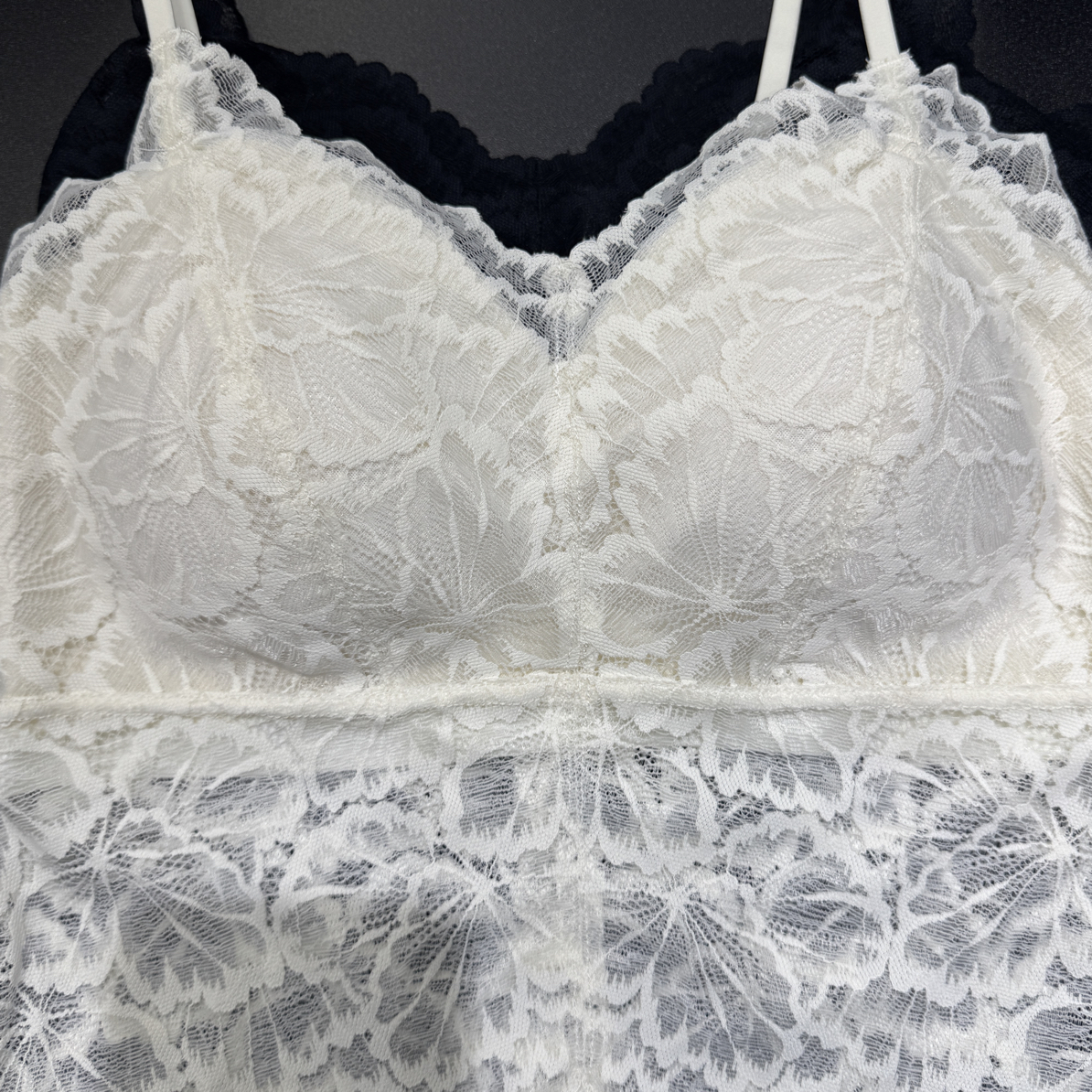 青青家 新款蝴蝶型吊带美背