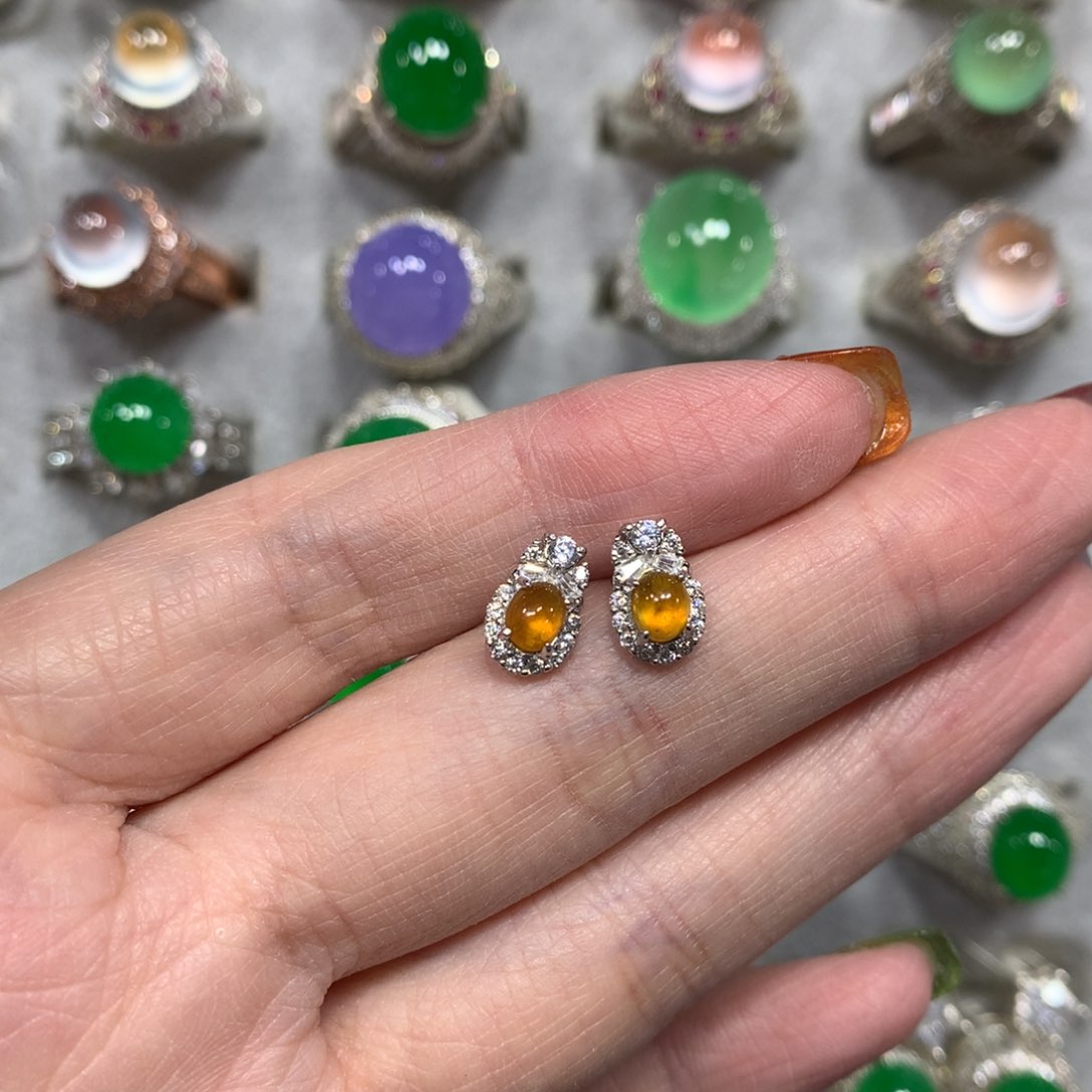 翡翠戒指未镶嵌冰黄耳钉福利