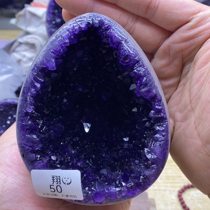 罗***鑫未镶嵌紫晶大型摆件（非配饰）