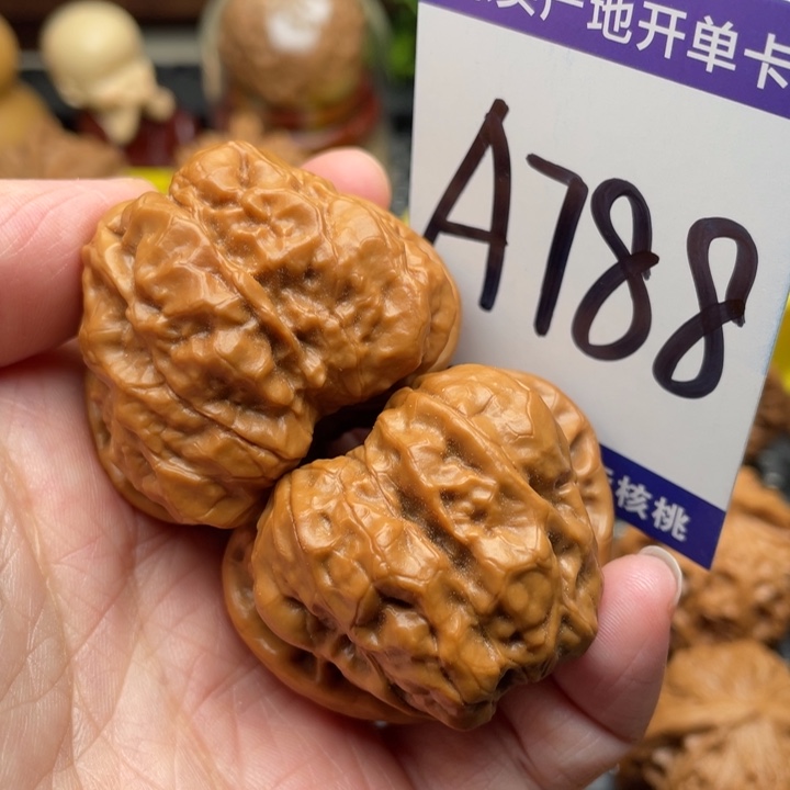把件桃核蛤蟆头43
