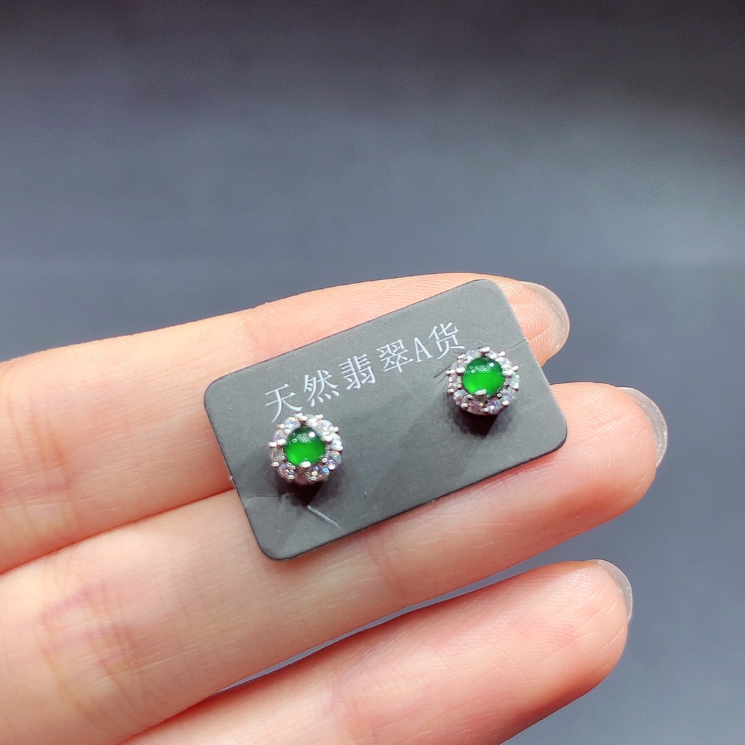 翡翠戒指未镶嵌翡翠