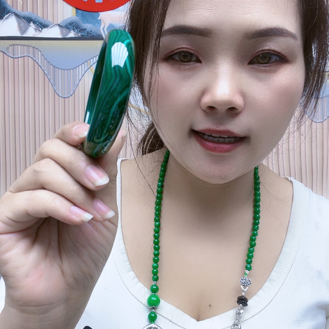 【闪购商品】孔雀石合金手镯2****兹