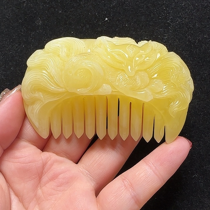 蜜蜡珠宝奇石未镶嵌