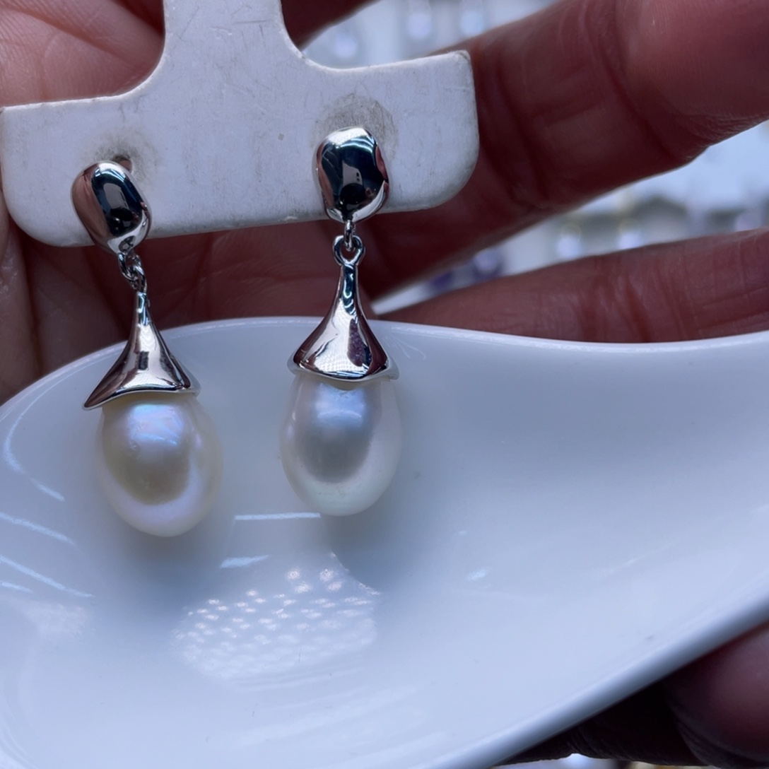 淡水珍珠未镶嵌耳饰