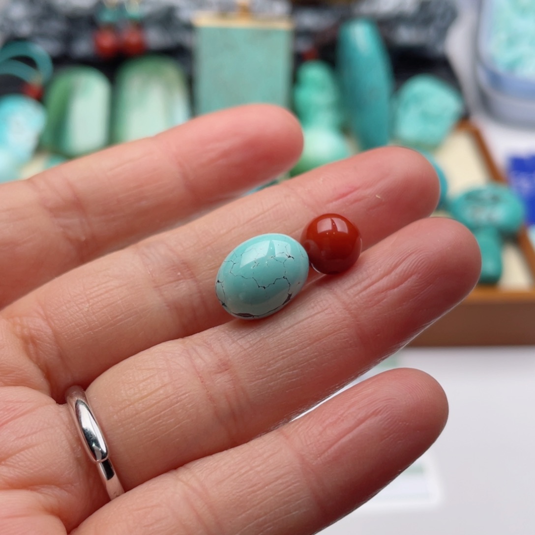 南红玛瑙配饰未镶嵌