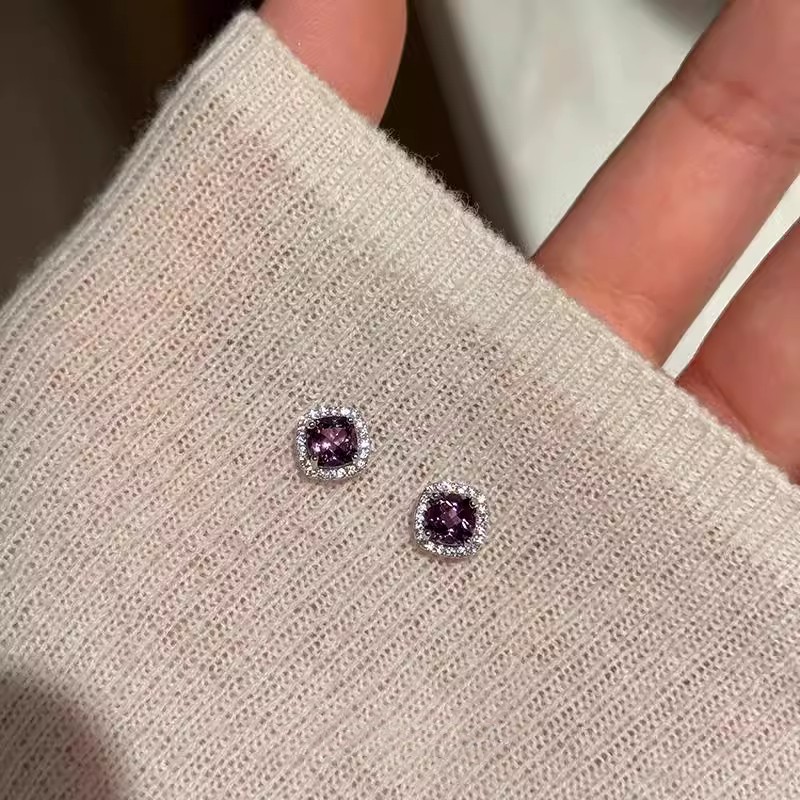 合金耳饰 S31方糖耳钉女轻奢精致高级感耳饰小巧简约高级感8236