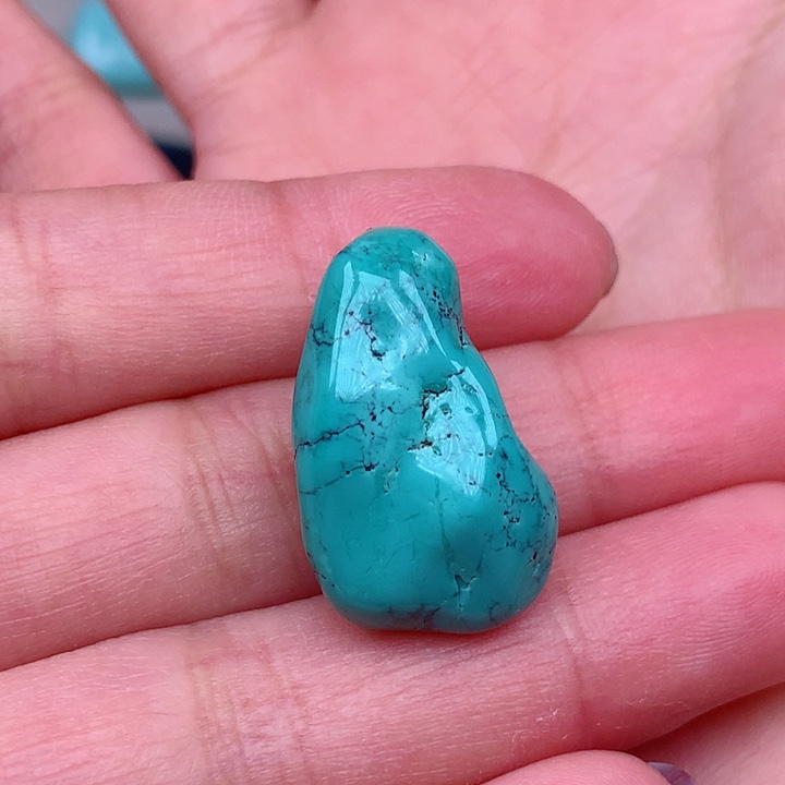 绿松石颈饰未镶嵌