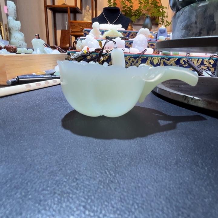 ****颈饰未镶嵌和田玉