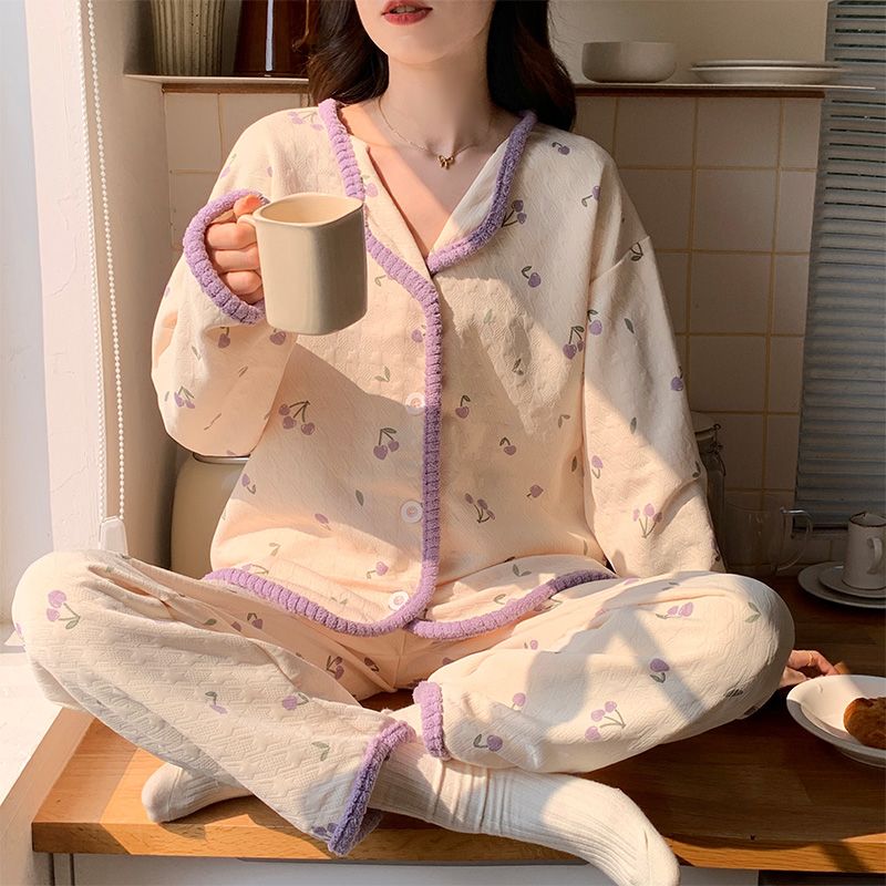2024年秋冬季新款空气棉夹层睡衣女士甜美樱桃长袖两件套装家居服